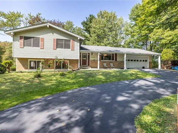 3529 Spring Valley Rd, Akron, OH 44333