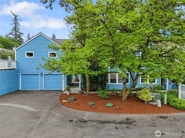 4037 220th Place SE #1105, Issaquah, WA 98029