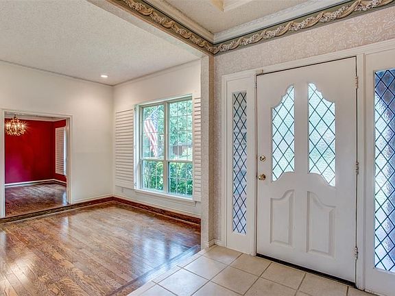 4th image of 1709 Lake Crest Ln