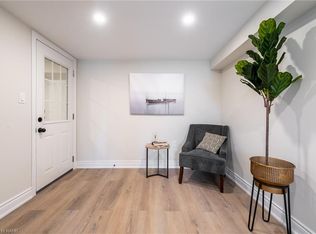 129 Durham St #4, Pt Colborne, ON L3K1E1