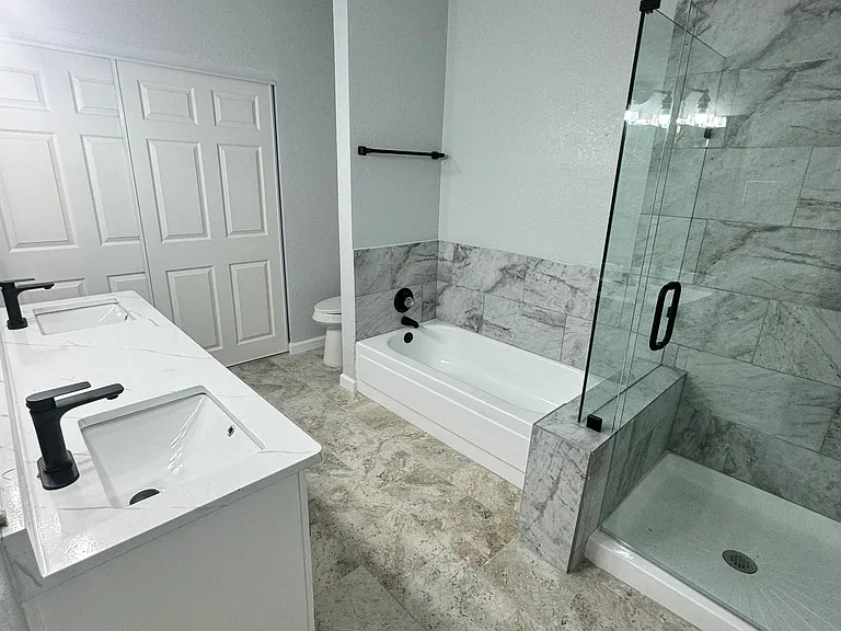 4202 Bass Pro Dr #302 — Photo 1