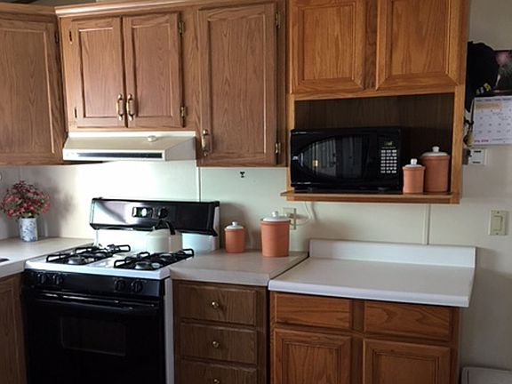 5th image of 750 E Stillwater Ave