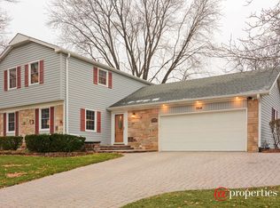 964 Whitehall Dr, Buffalo Grove, IL 60089