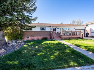6102 Shannon Ave, Cheyenne, WY 82009