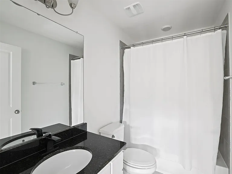 1328 Brescia Walk — Photo 28