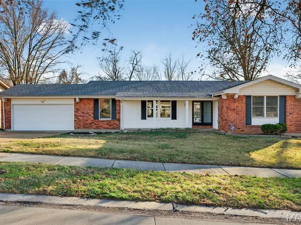 4424 Cloverbrook Dr, Florissant, MO 63033