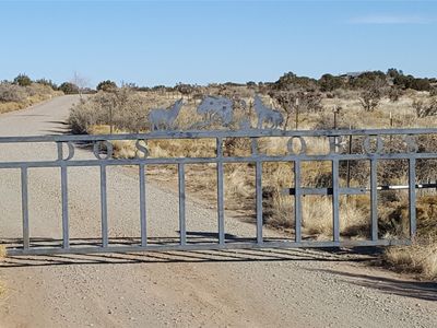 1 Dos Lobos Loop, Santa Fe, NM, 87508