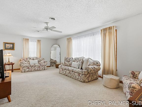 4th image of 96 S Dengler Rd