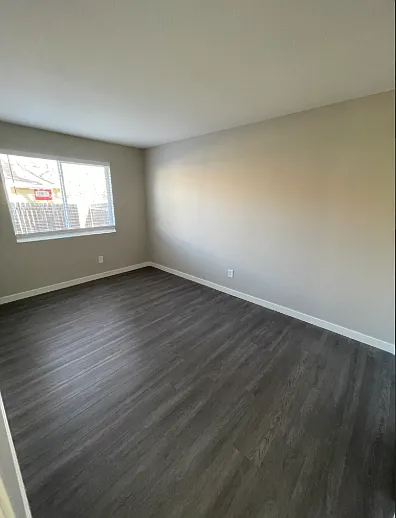3335 Benton St #4 — Photo 6