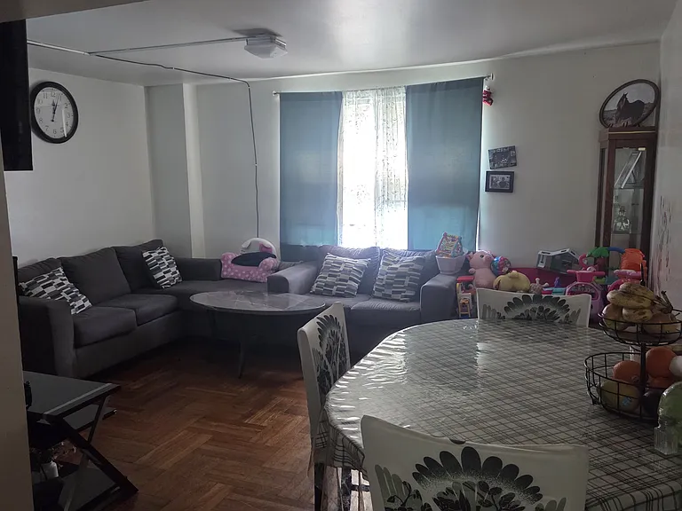 12 Corbin Ct #1 — Photo 2