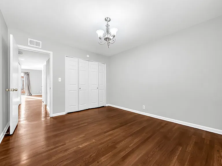 4426 Jarboe St #5 — Photo 14