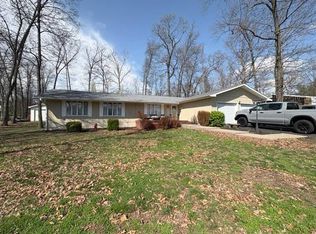 1895 County Road 1035 N, Fairfield, IL 62837