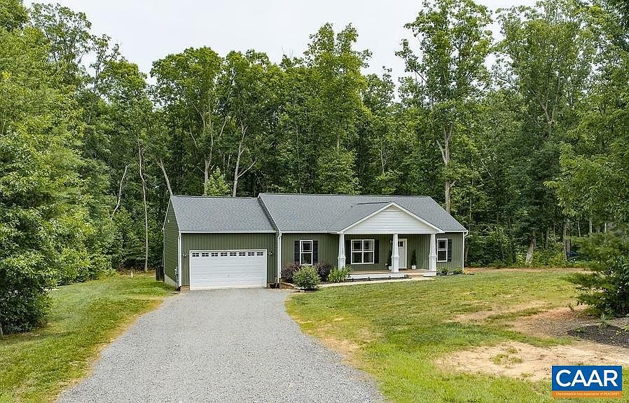 1st image of 157 Hickory Ridge Cir