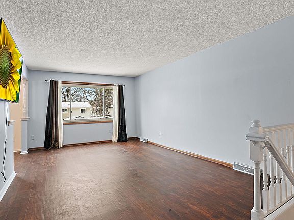 5th image of 2108 73rd Ave N