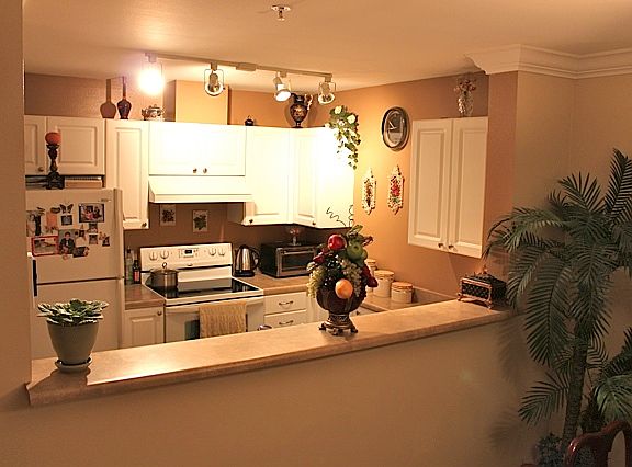 3rd image of 33020 10th Ave SW Unit 302