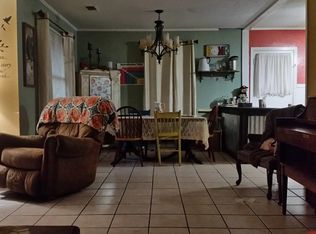 10616 Holly Dr, Bastrop, LA 71220