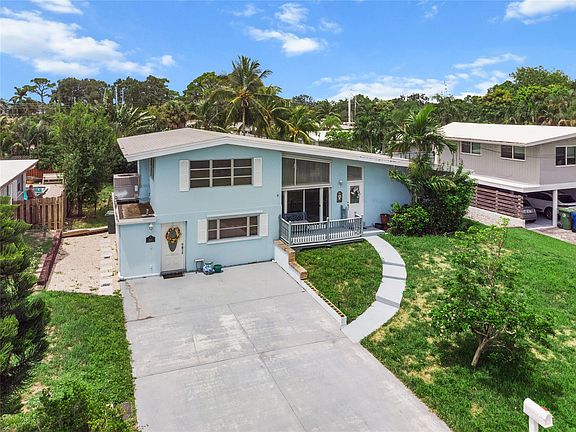 4th image of 2411 Cat Cay Lane
