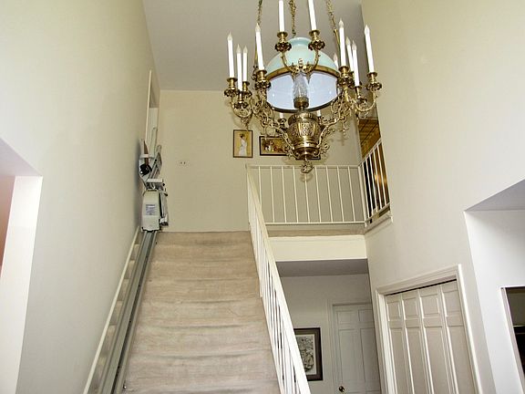 4th image of 5303 Coyle Ave