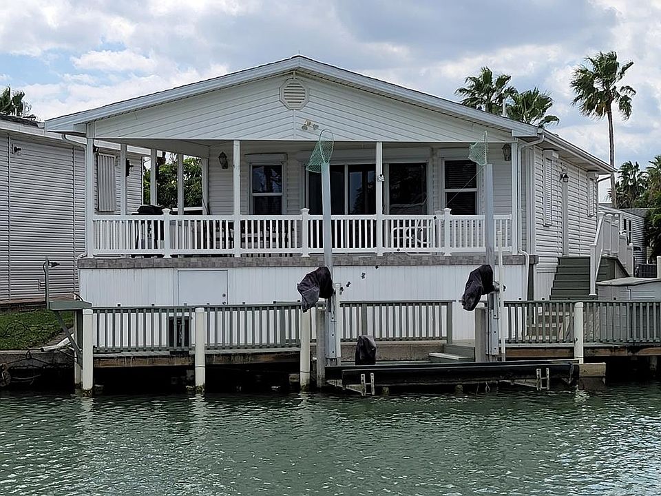 1st image of 467 W Clam Cir