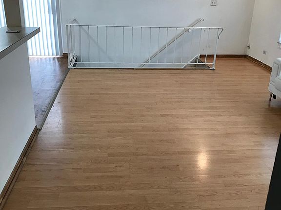 4th image of 412 James Ct Unit D