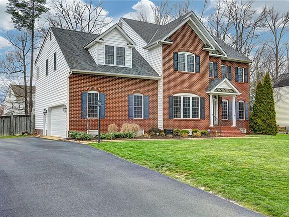 2nd image of 9363 Colvincrest Dr