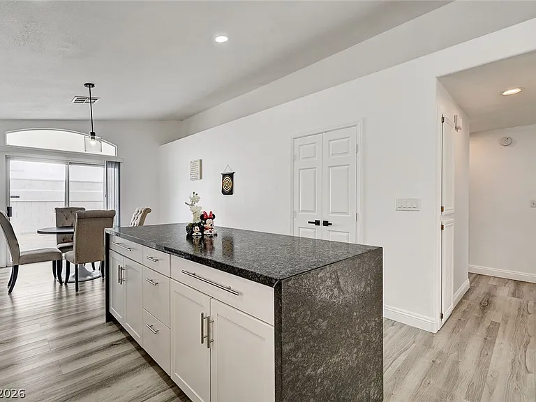 8127 Chambersberg St — Photo 13