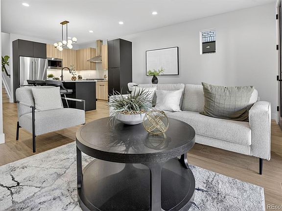 5th image of 838 Cherry Street #1