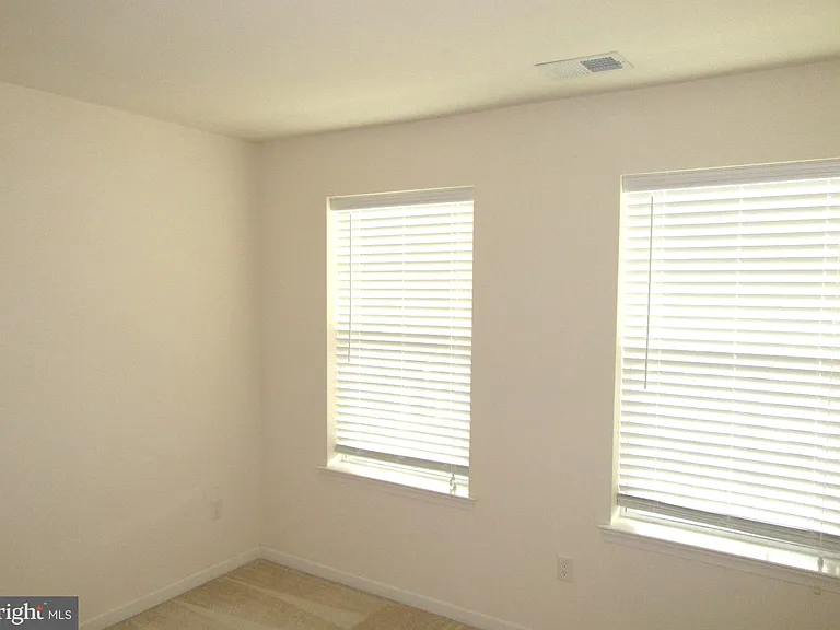 532 Liam Pl — Photo 12