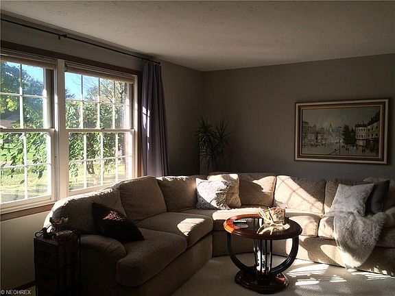 2nd image of 8411 Kellydale St NW