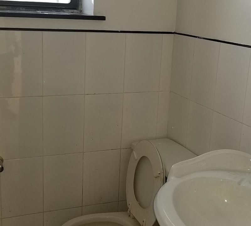 1st image of 223 Avenue N APT 1B