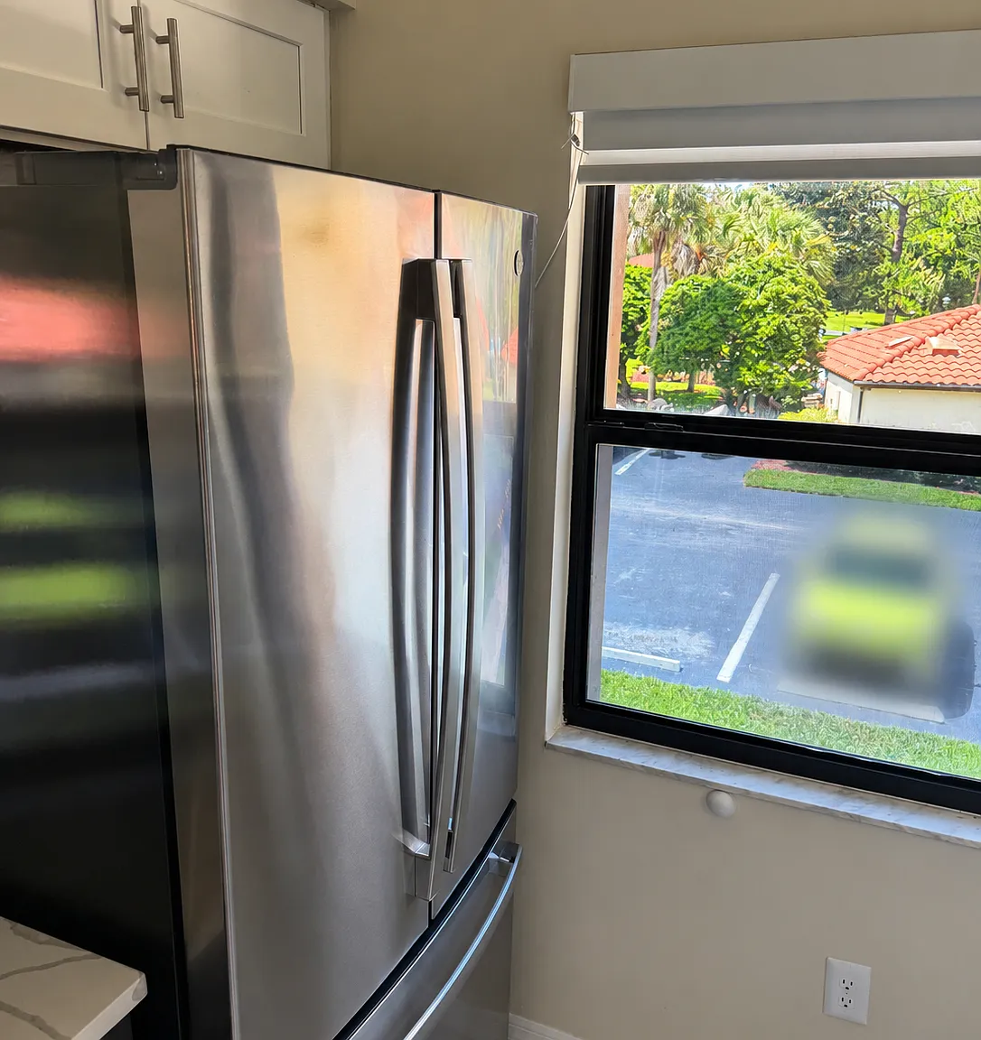 2 bed, 914 sqft, $2,200 — Photo 3