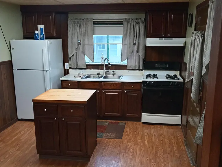 2109 Kilpatrick Ave — Photo 6