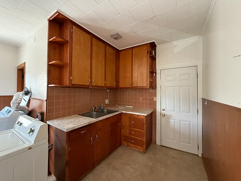 10 Creston St #3 — Photo 12