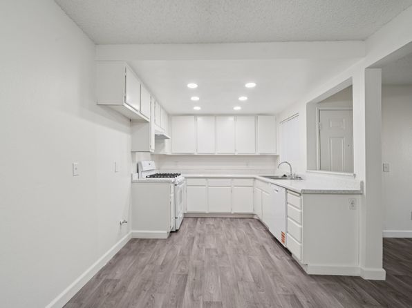 7911 Arlington Ave APT 274