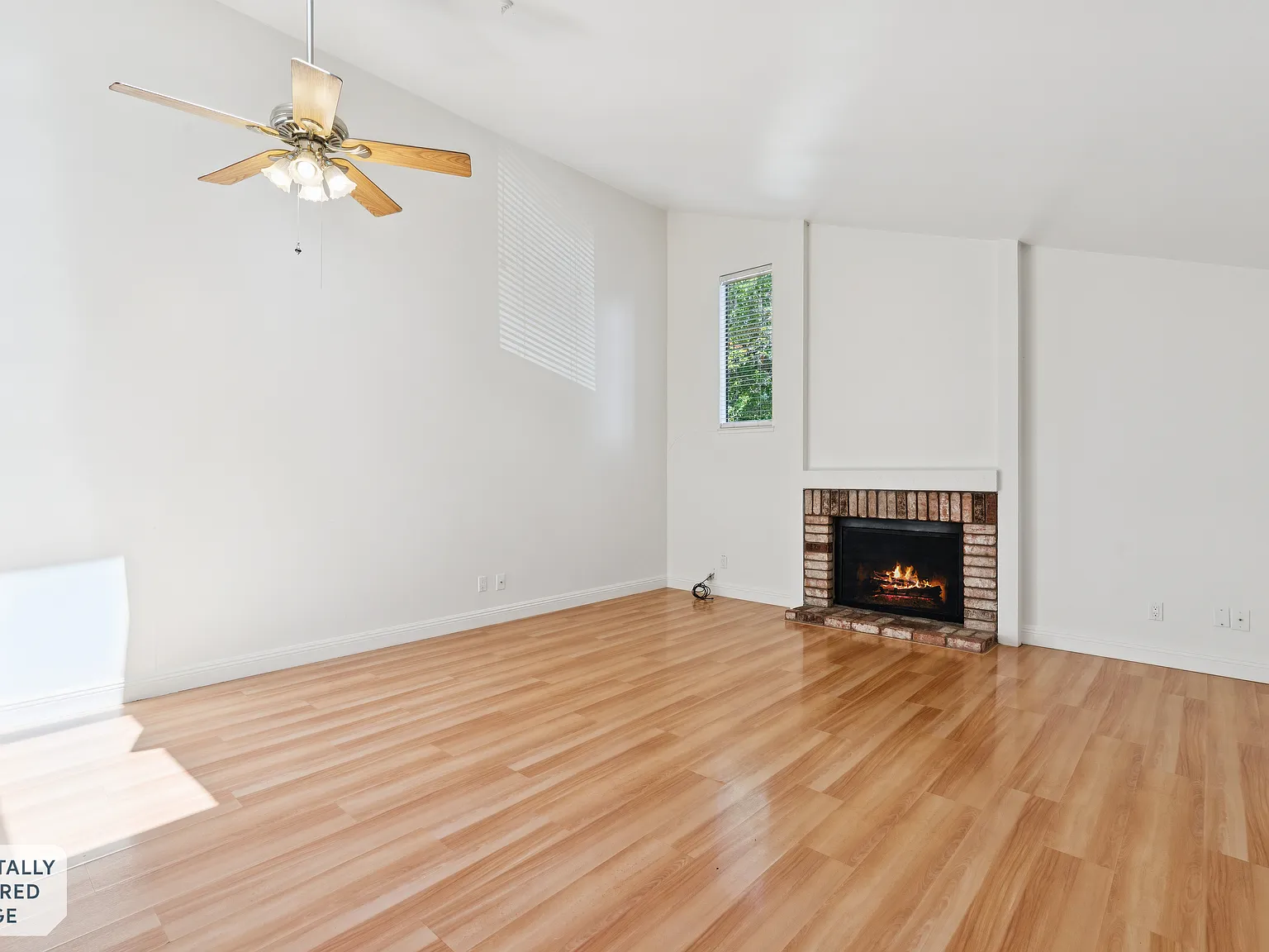3 bed, 944 sqft, $2,700 — Photo 4