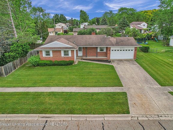 5th image of 813 London Dr