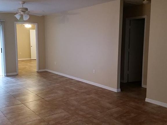 3rd image of 3205 E Comanche Ave