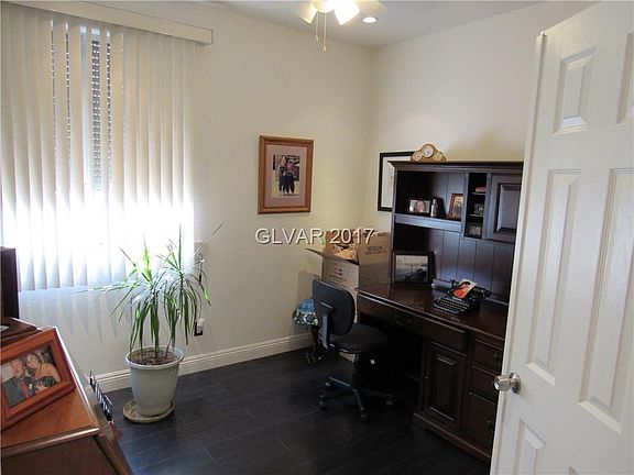 3rd image of 8239 Crown Peak Ave