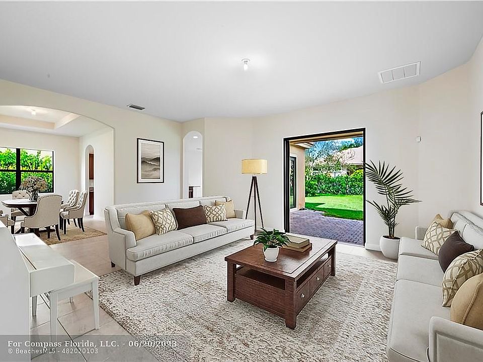 1st image of 15775 Glencrest Avenue