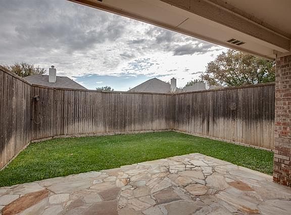4th image of 1684 Big Bend Dr