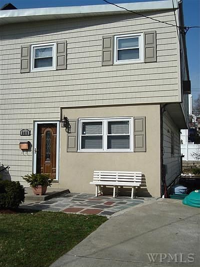 1st image of 2415 Tiemann Ave
