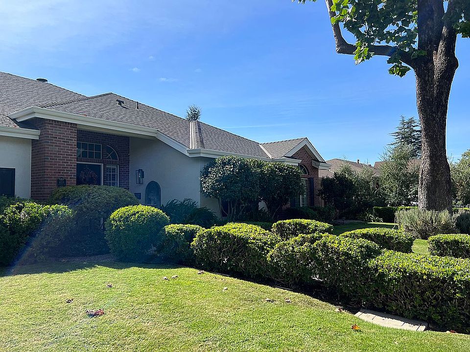 1st image of 4118 W Oakridge Way