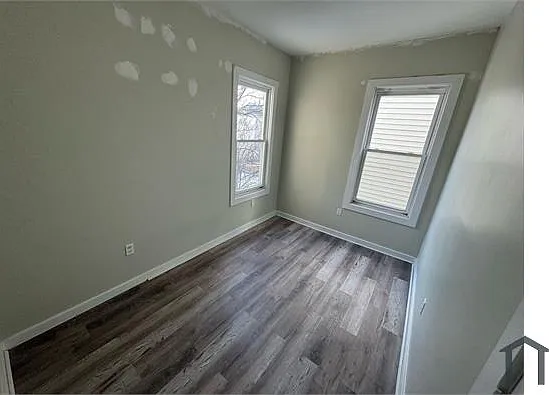 139 N 11th St #3R — Photo 6