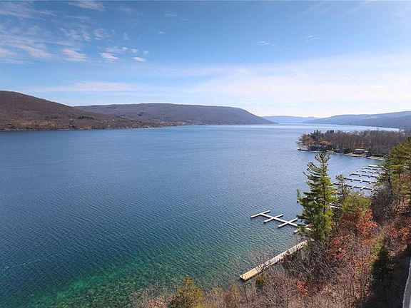 3rd image of 180 Cliffside Dr