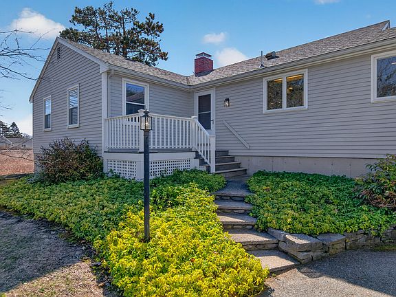 4th image of 32 Bowery Beach Road