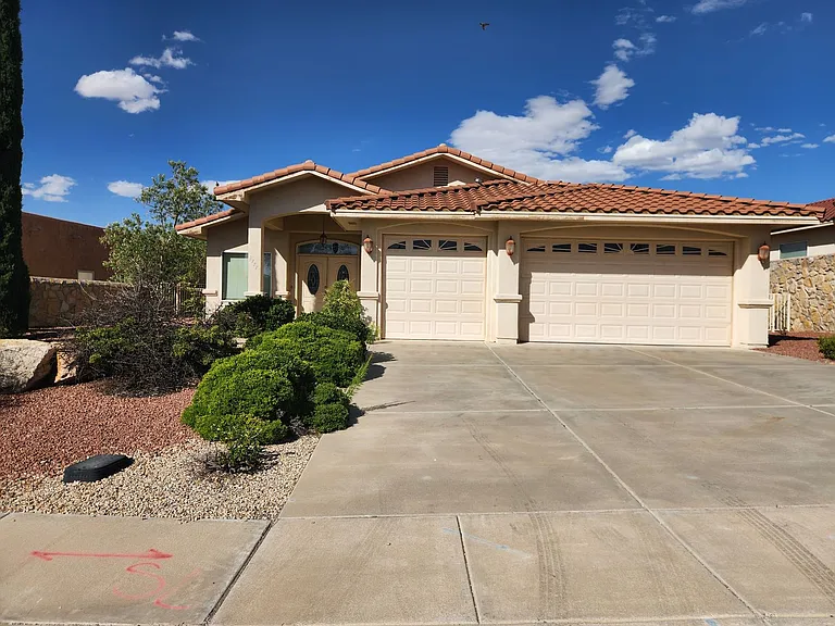 2777 Conventry 2777 Coventry — Photo 49