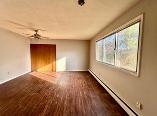 11832 105th St NW, Edmonton, AB T5G2N2