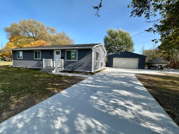 491 Garfield Ave, Cheboygan, MI 49721