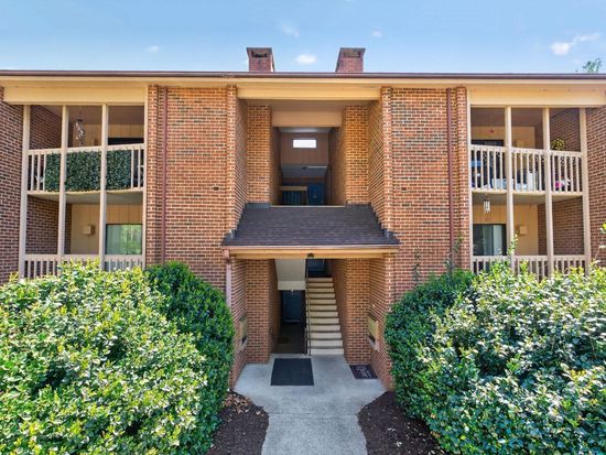 110 Turtle Creek Rd APT 6, Charlottesville, VA 22901