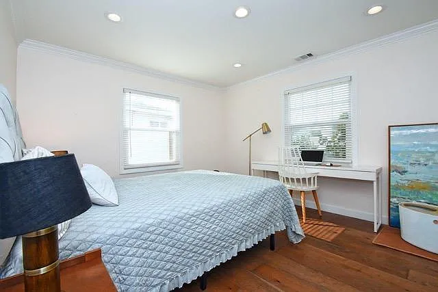 8106 Reading Ave — Photo 16